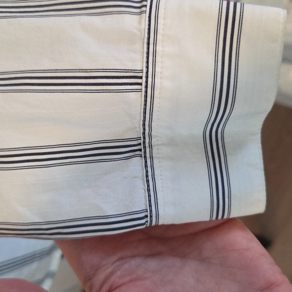 Theory cotton striped button down Sz S - Picture 4 of 6